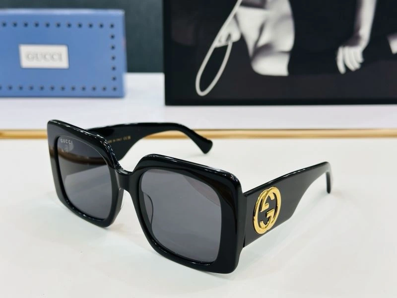 Trendsetting Gucci Sunglasses 279822