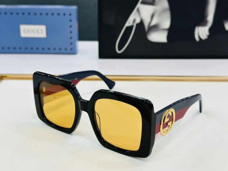 Trendsetting Gucci Sunglasses 279822