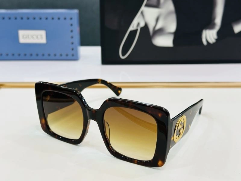 Trendsetting Gucci Sunglasses 279822