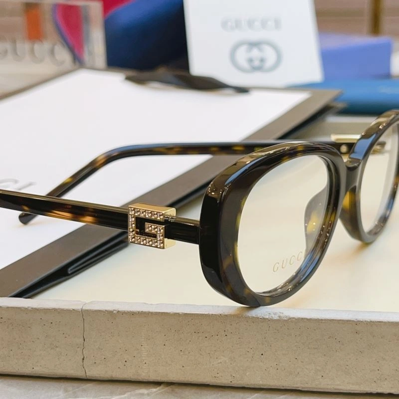 Packable Gucci Sunglasses 279792