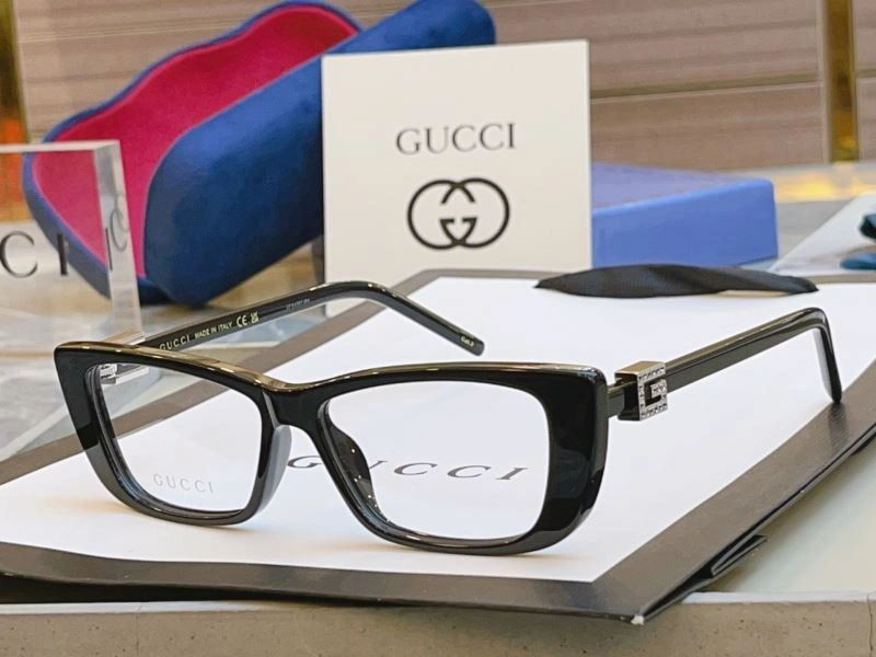 WaterResistant Gucci Sunglasses 279794