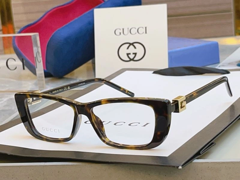 WaterResistant Gucci Sunglasses 279794