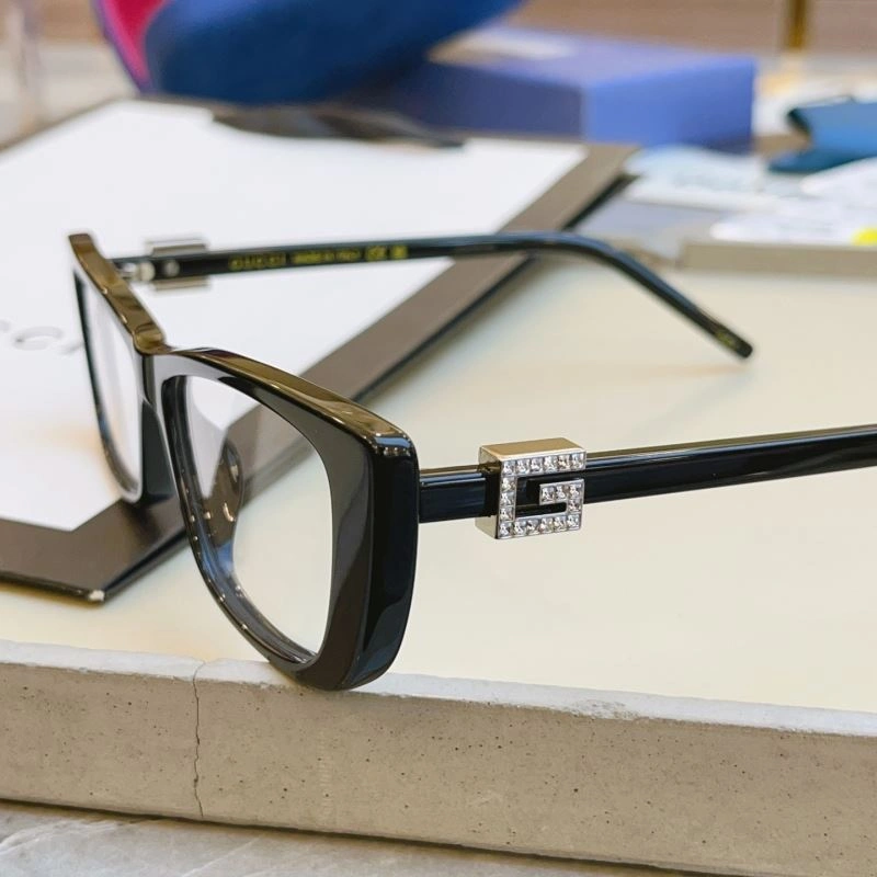 WaterResistant Gucci Sunglasses 279794
