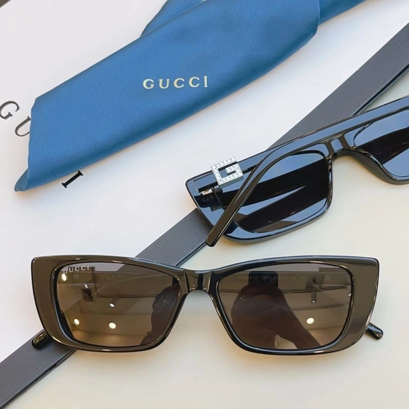 Breathable Gucci Sunglasses 279798