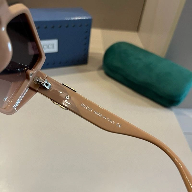 Gucci Sunglasses Soft 279787