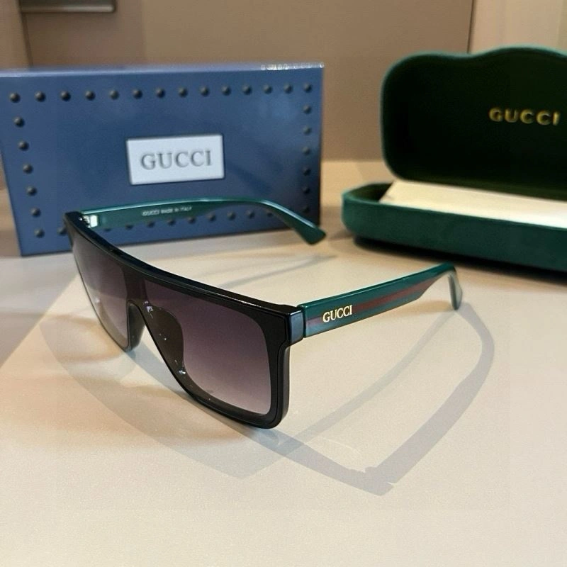 Gucci Sunglasses Attractive 279784
