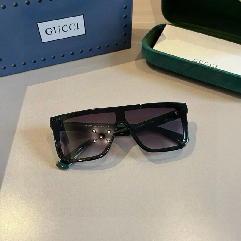 Gucci Sunglasses Attractive 279784