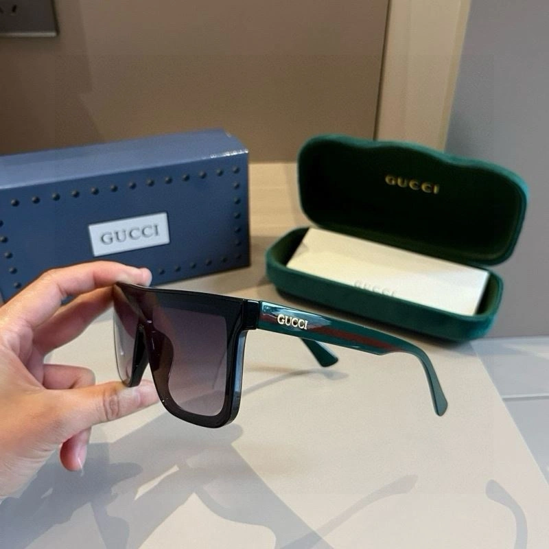 Gucci Sunglasses Attractive 279784