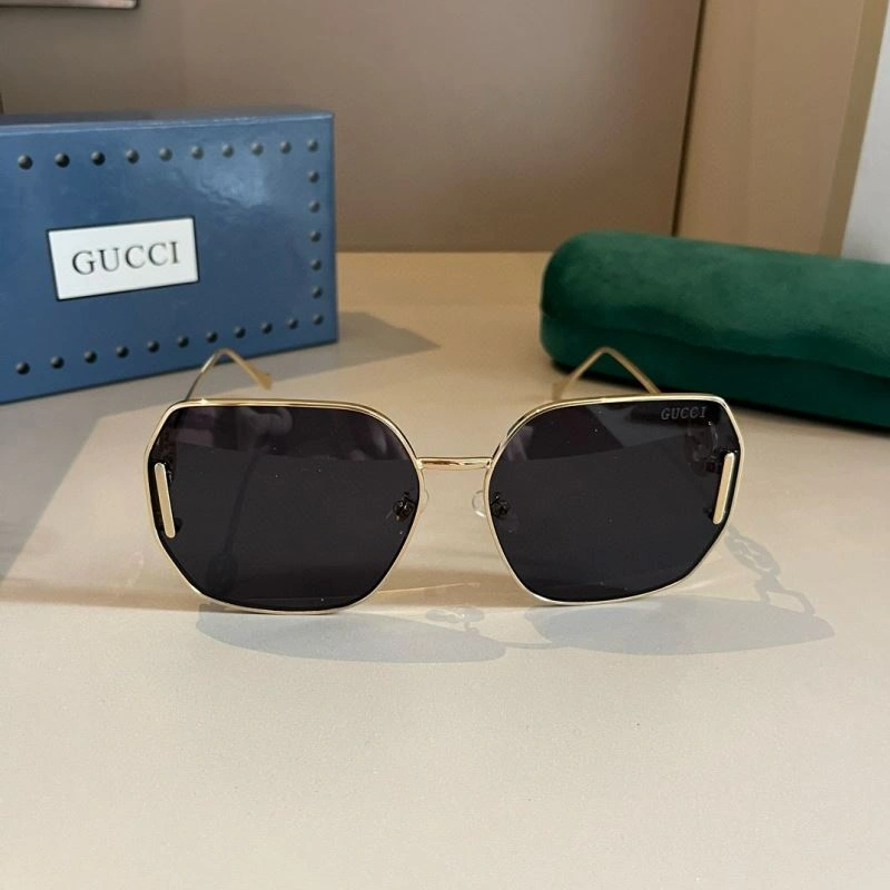 ComfortFit Gucci Sunglasses 279785