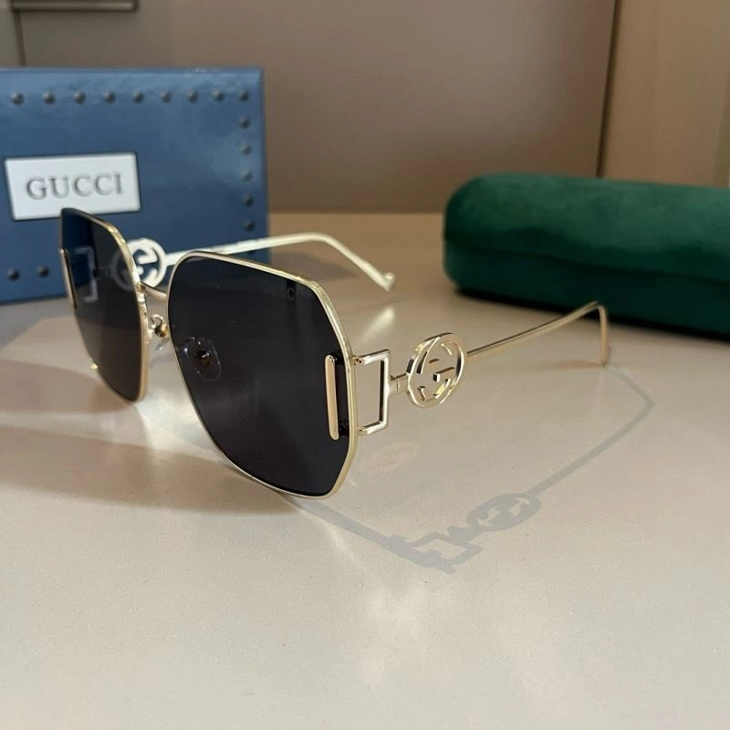 ComfortFit Gucci Sunglasses 279785