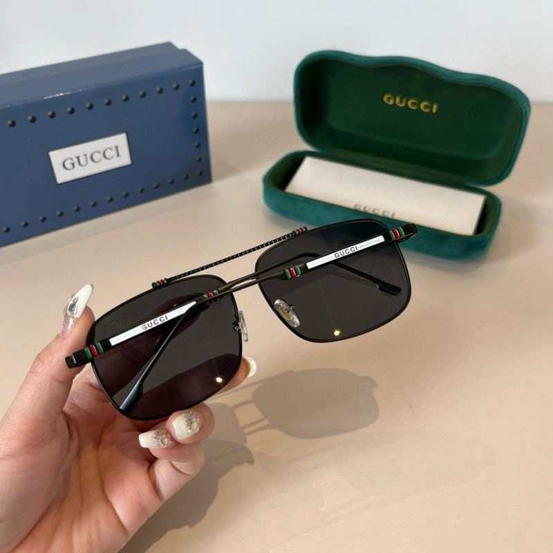 Gucci Sunglasses GoAnywhere 279756
