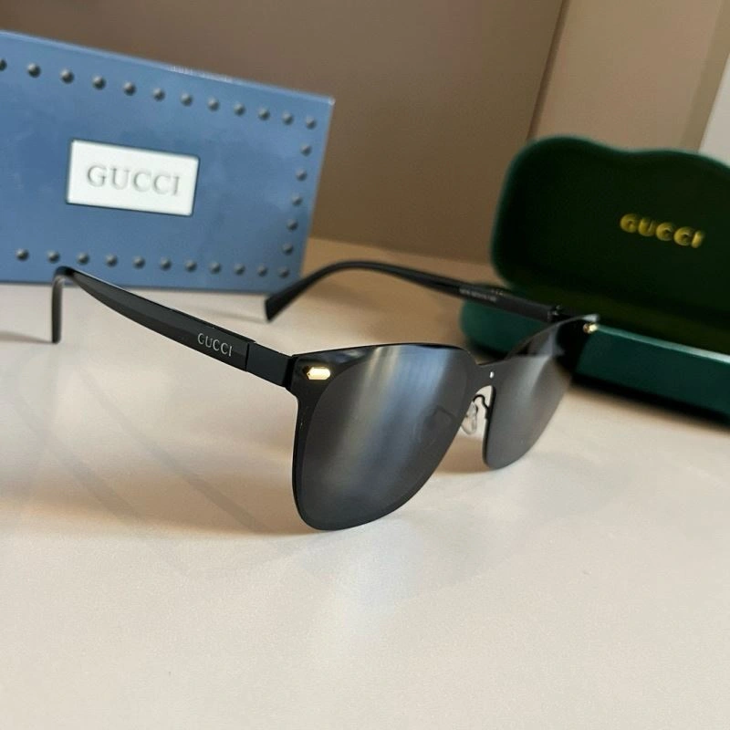 Gucci Sunglasses Stylish 279770