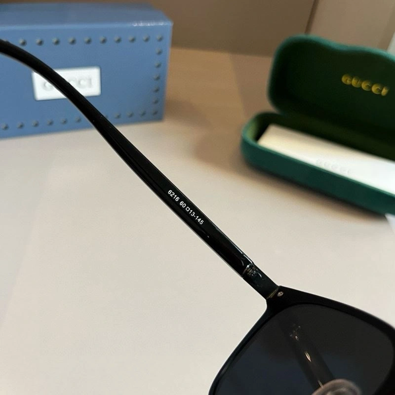 Gucci Sunglasses Stylish 279770
