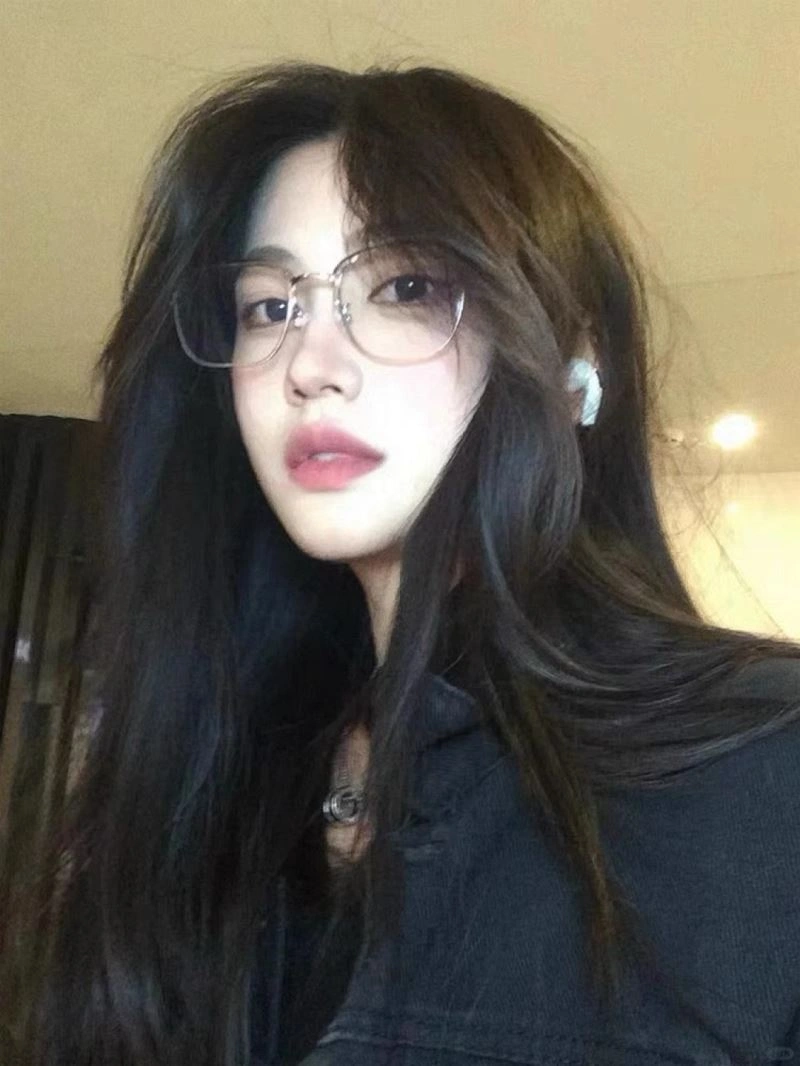 Gucci Sunglasses Sleek 279767