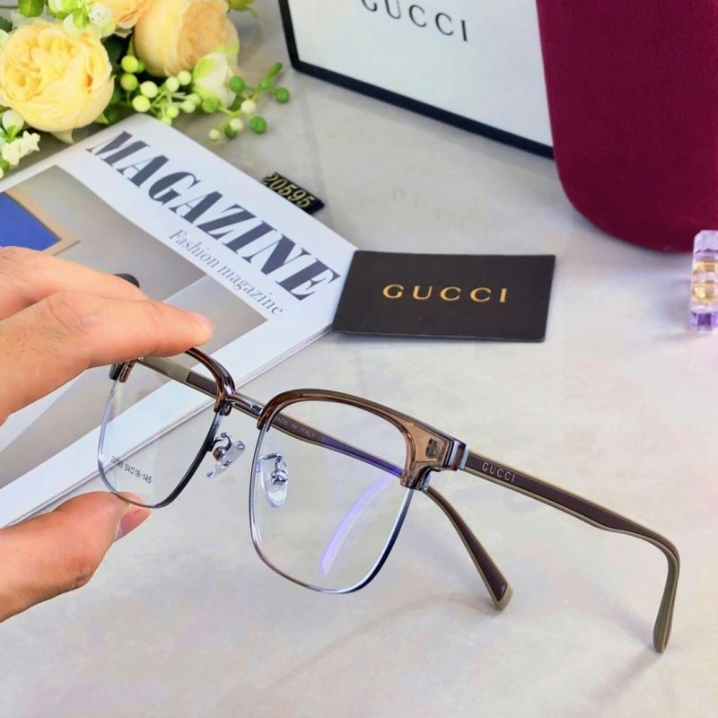 Gucci Sunglasses Sleek 279767