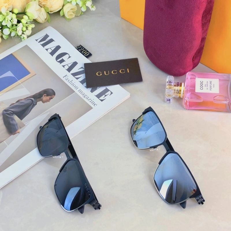 Gucci Sunglasses Bold 279764