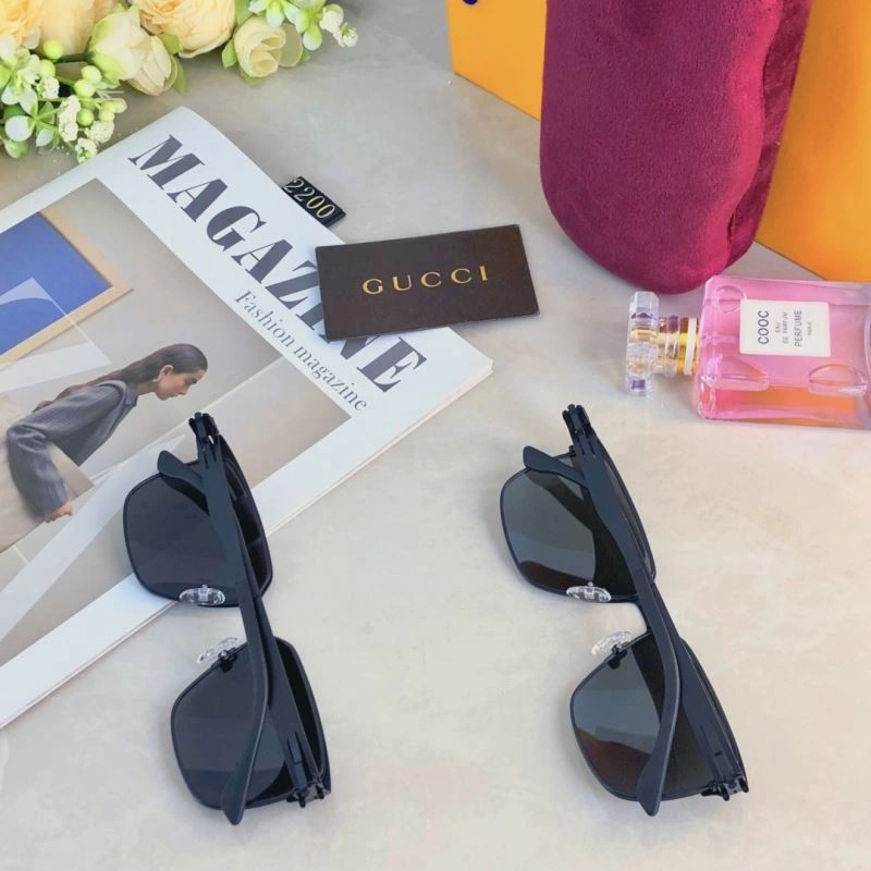 Gucci Sunglasses Bold 279764