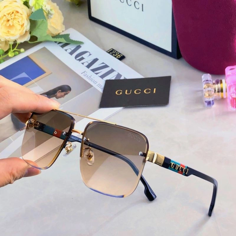 Packable Gucci Sunglasses 279783