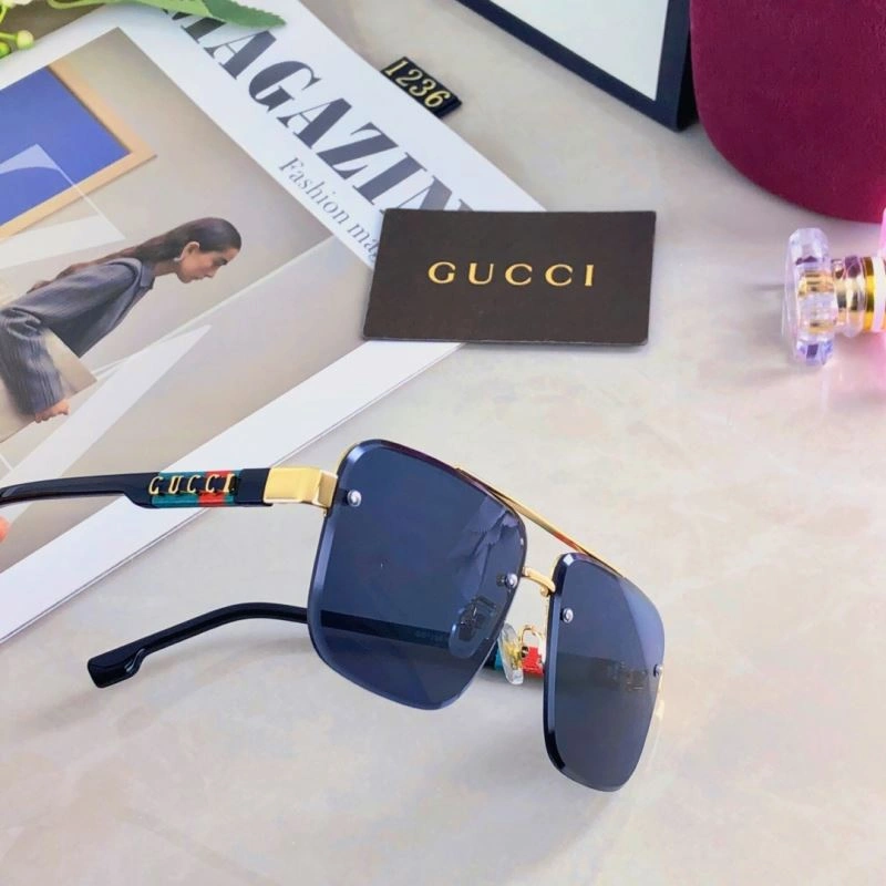 Packable Gucci Sunglasses 279783