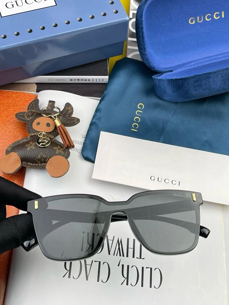 QuickDry Gucci Sunglasses 279781