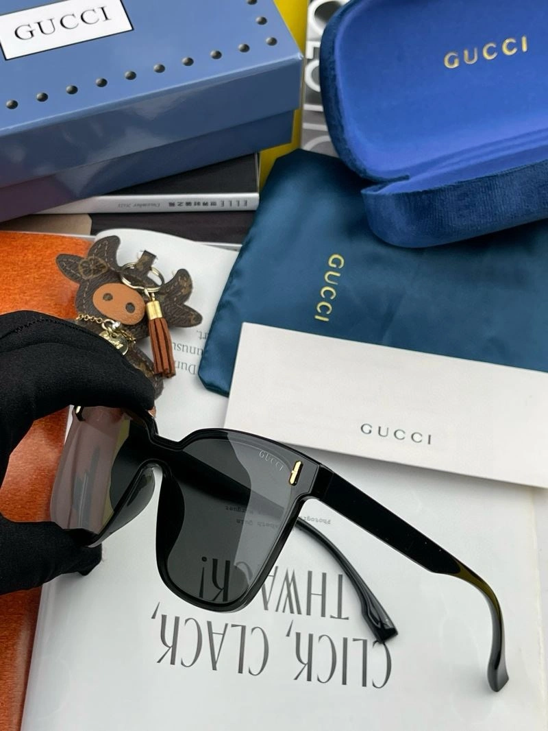 QuickDry Gucci Sunglasses 279781