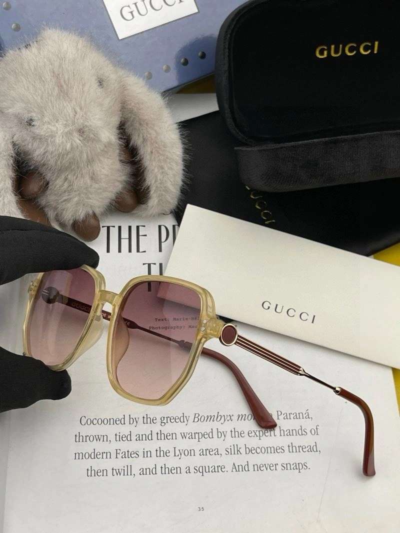 Gucci Sunglasses Effortless 279758