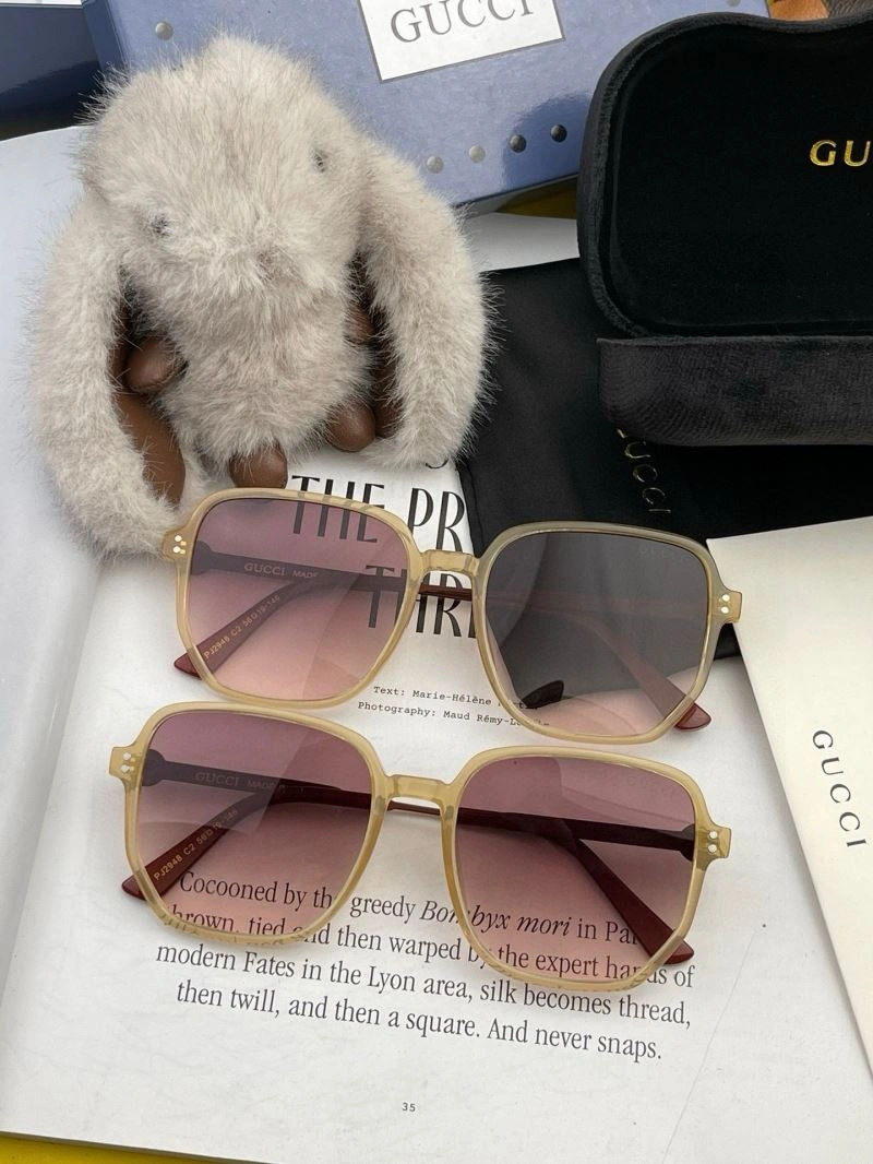 Gucci Sunglasses Effortless 279758