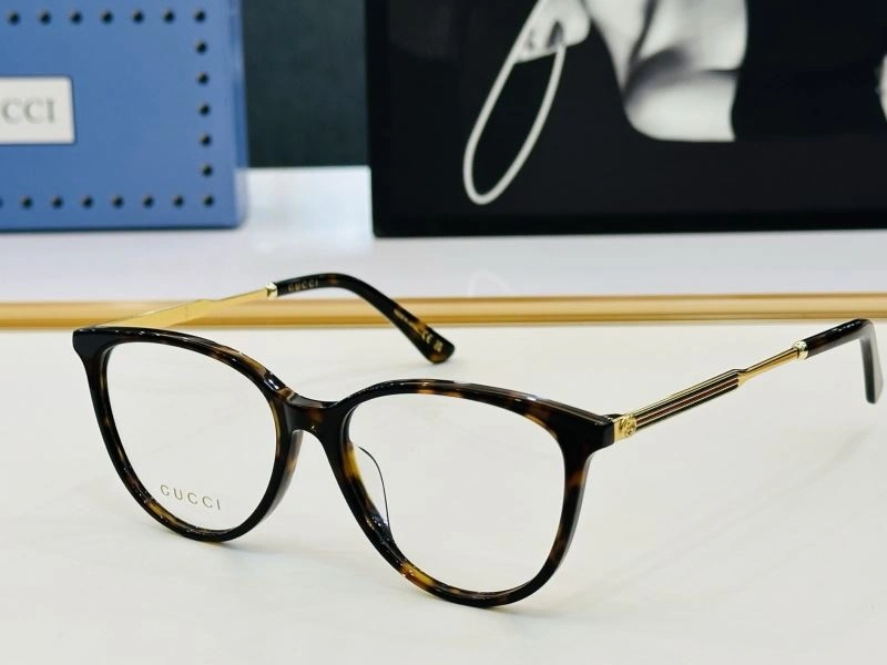 Tailored Gucci Sunglasses 279766