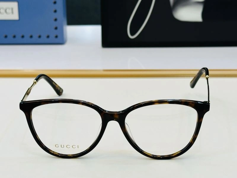 Tailored Gucci Sunglasses 279766