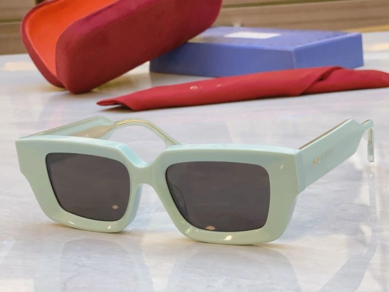 Gucci Sunglasses Contemporary 279763