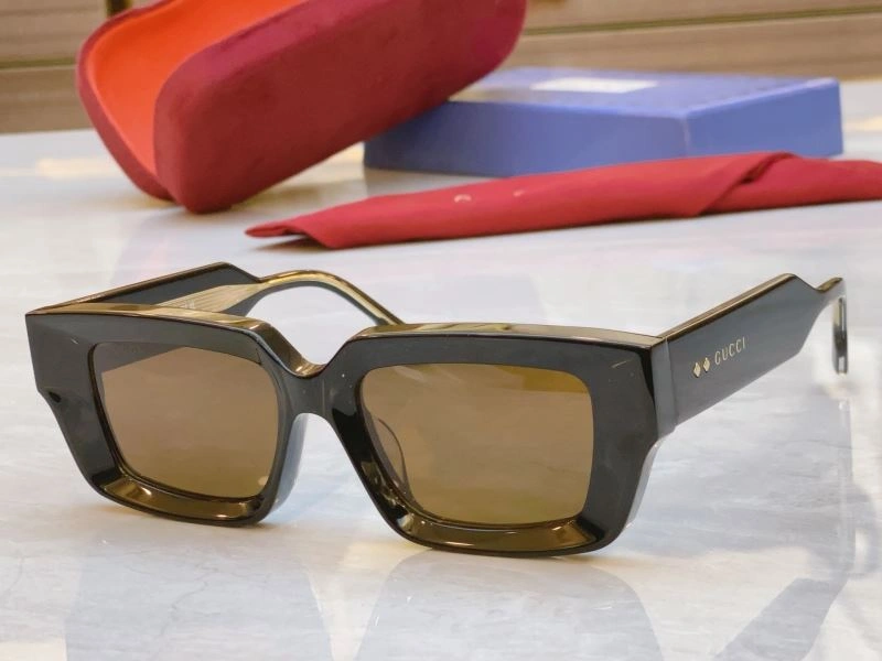Gucci Sunglasses Contemporary 279763