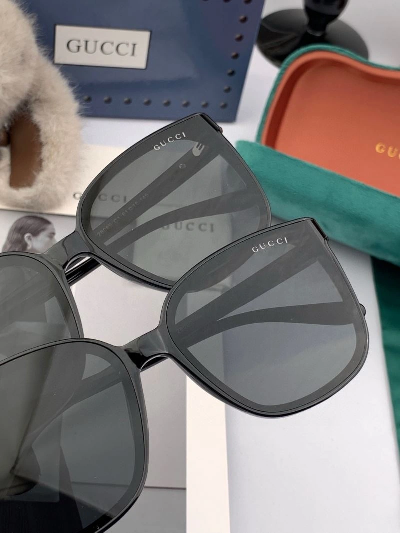 Gucci Sunglasses Attractive 279750