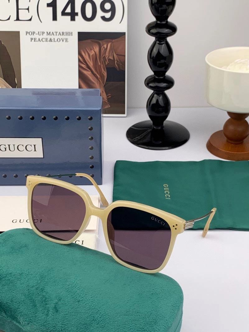 Gucci Sunglasses Durable 279748