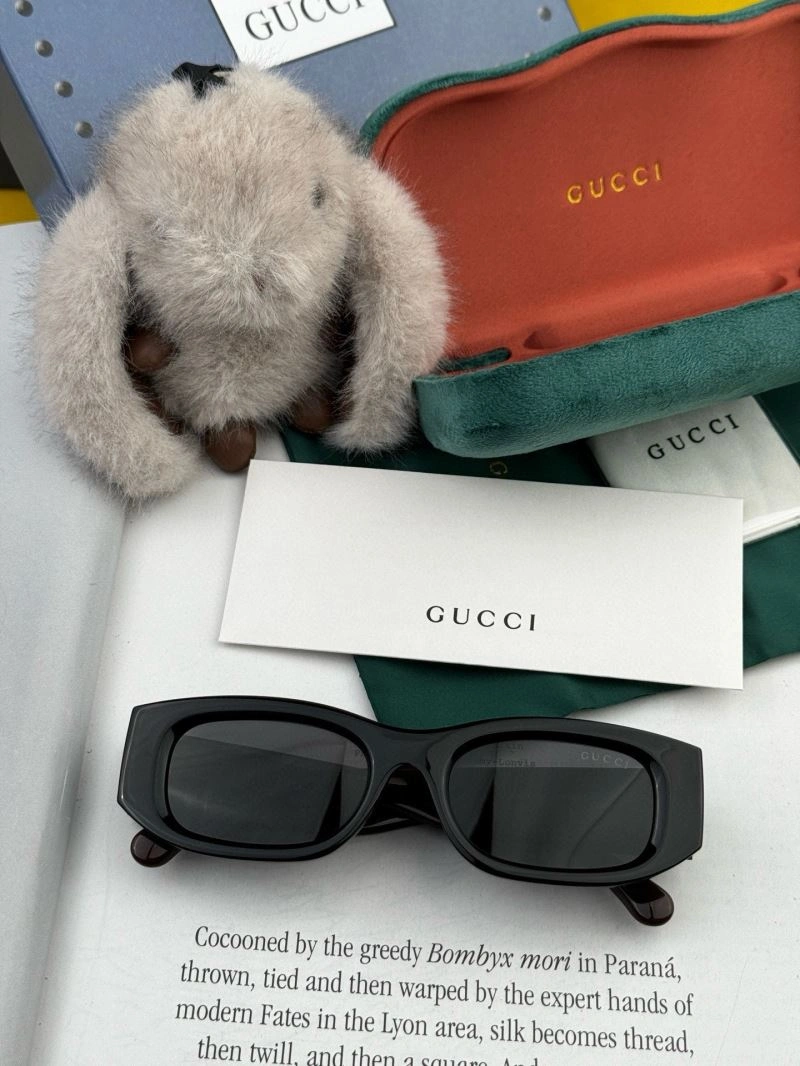 Gucci Sunglasses StreetReady 279744
