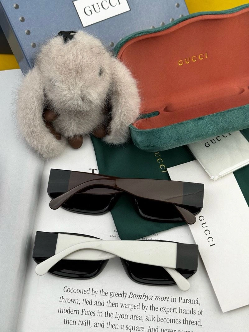 Gucci Sunglasses StreetReady 279744