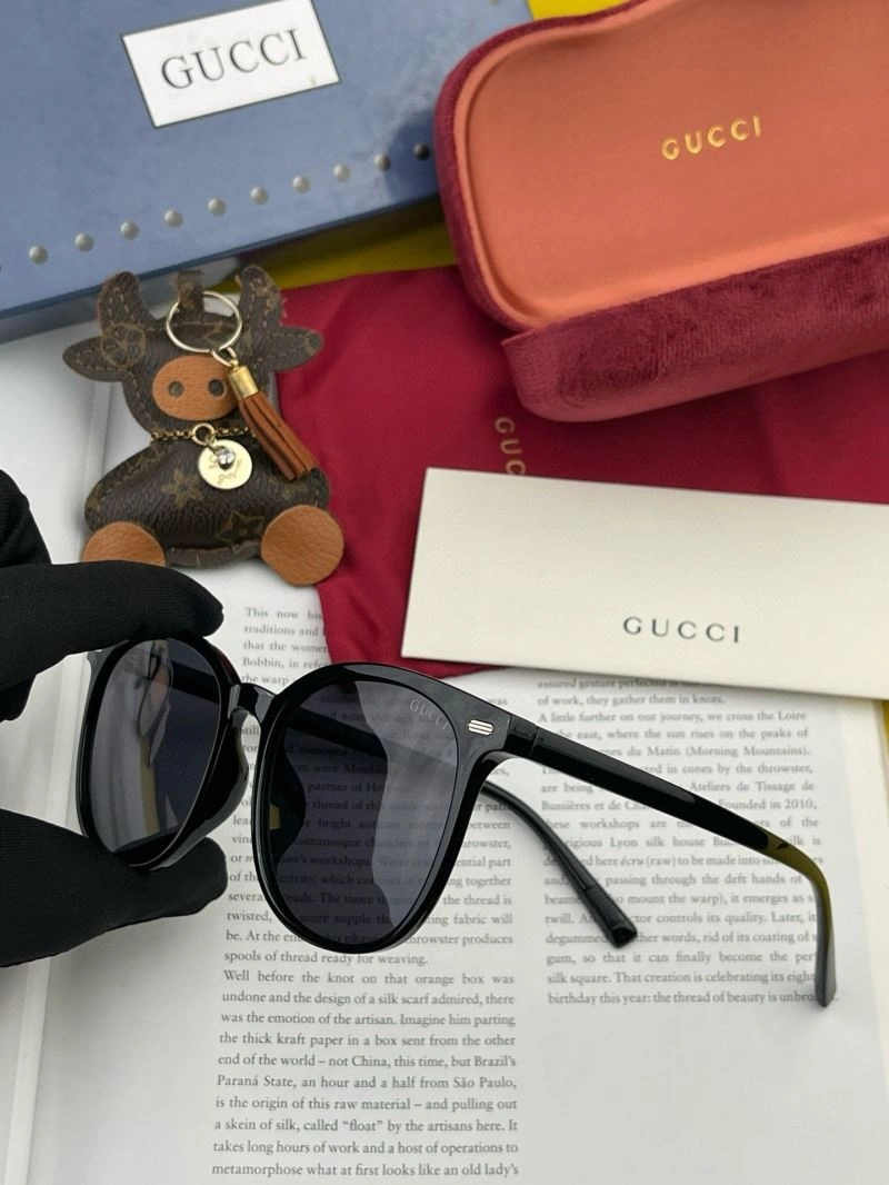Gucci Sunglasses Reliable 279742