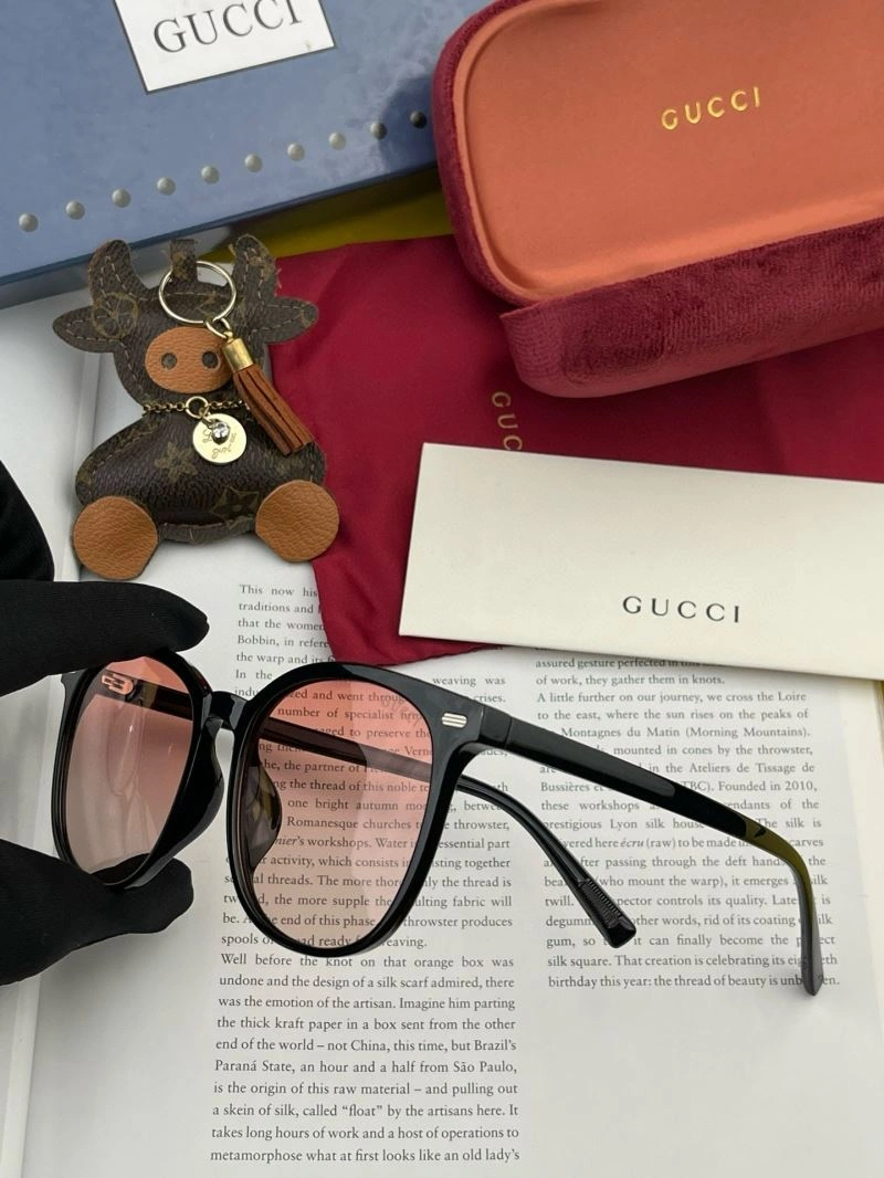 Gucci Sunglasses Reliable 279742