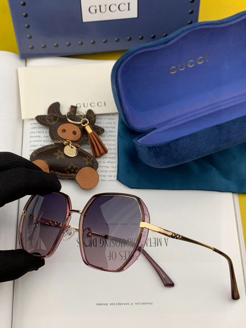 Tailored Gucci Sunglasses 279737