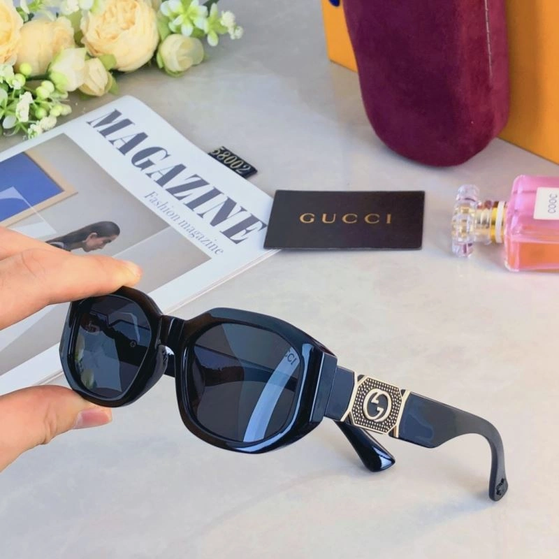 Stretchable Gucci Sunglasses 279729