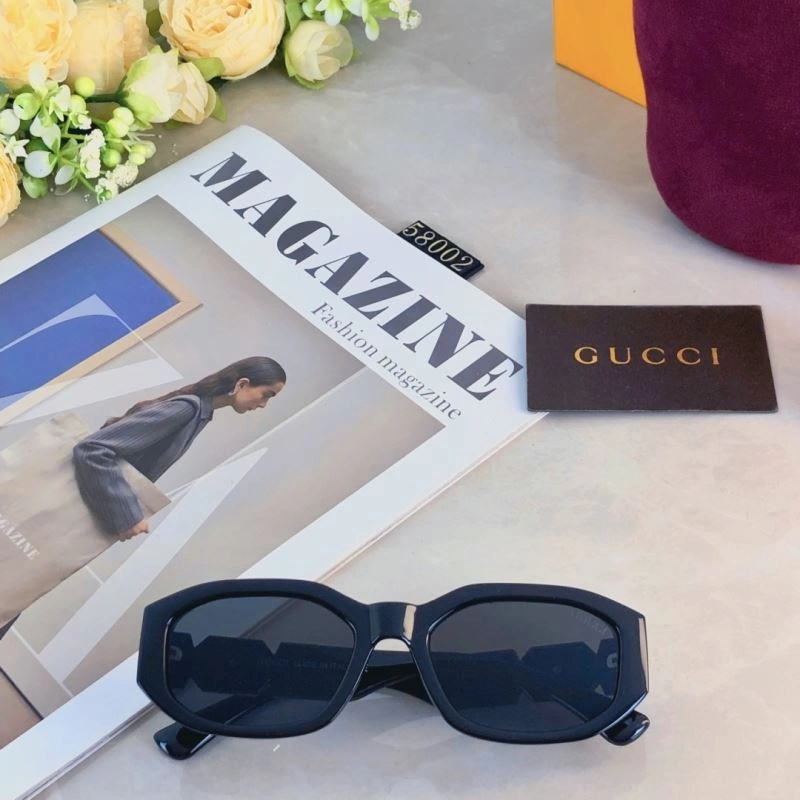 Stretchable Gucci Sunglasses 279729