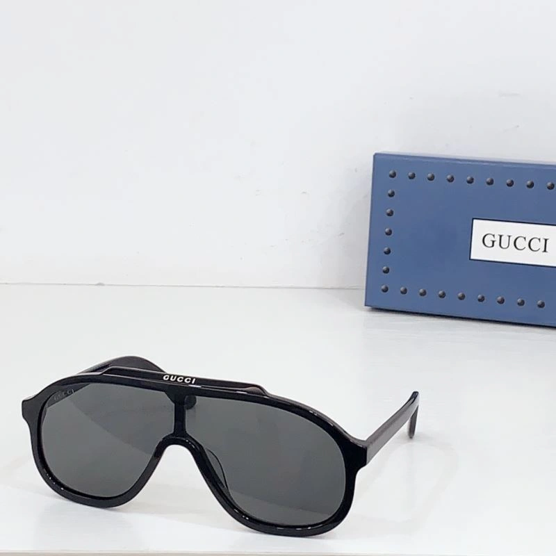 Gucci Sunglasses WaterResistant 280155