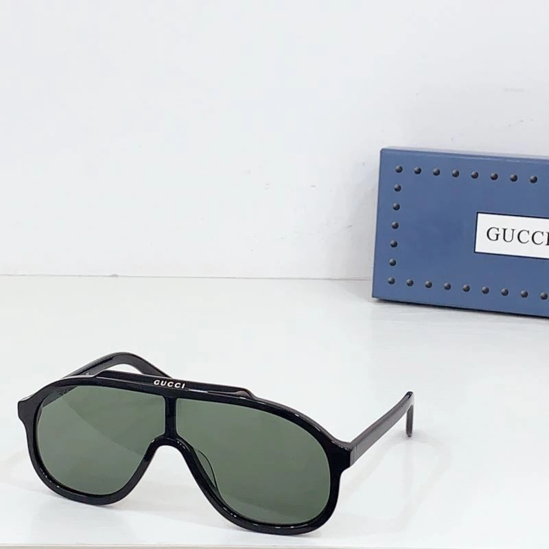 Gucci Sunglasses WaterResistant 280155