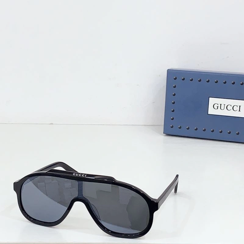 Gucci Sunglasses WaterResistant 280155