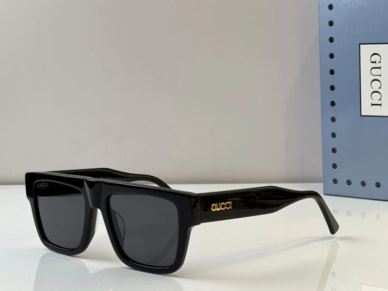 Gucci Sunglasses EasyCare 280157