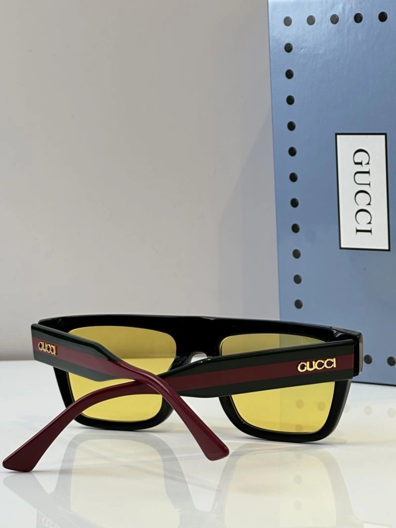 Gucci Sunglasses EasyCare 280157