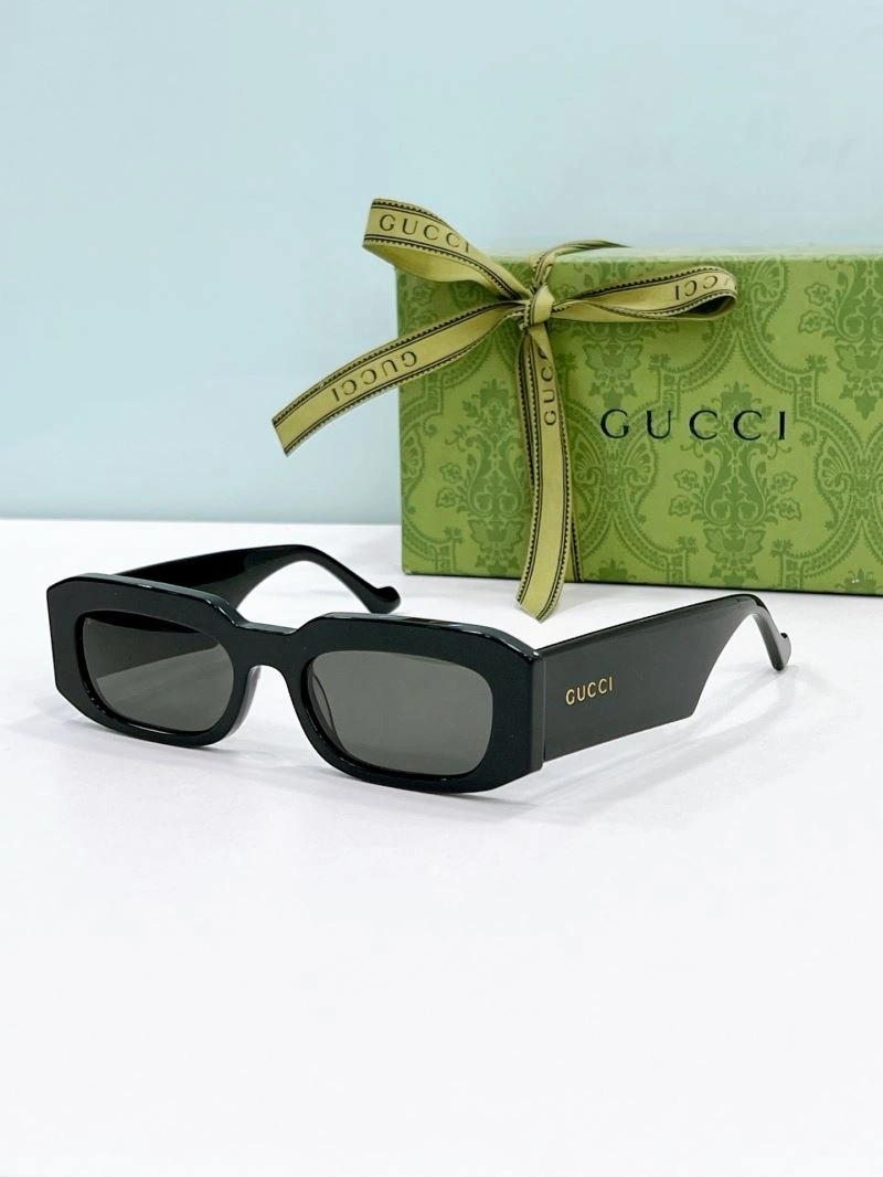 SunProtective Gucci Sunglasses 280142