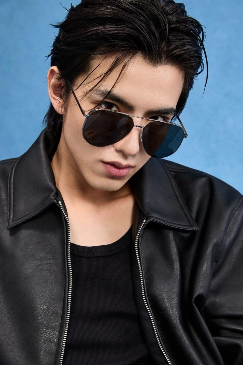 Casual Gucci Sunglasses 280139