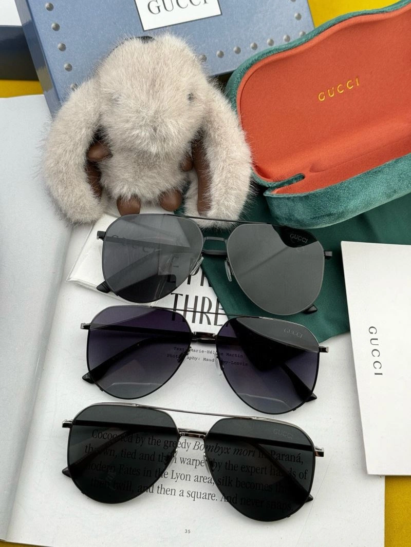Casual Gucci Sunglasses 280139