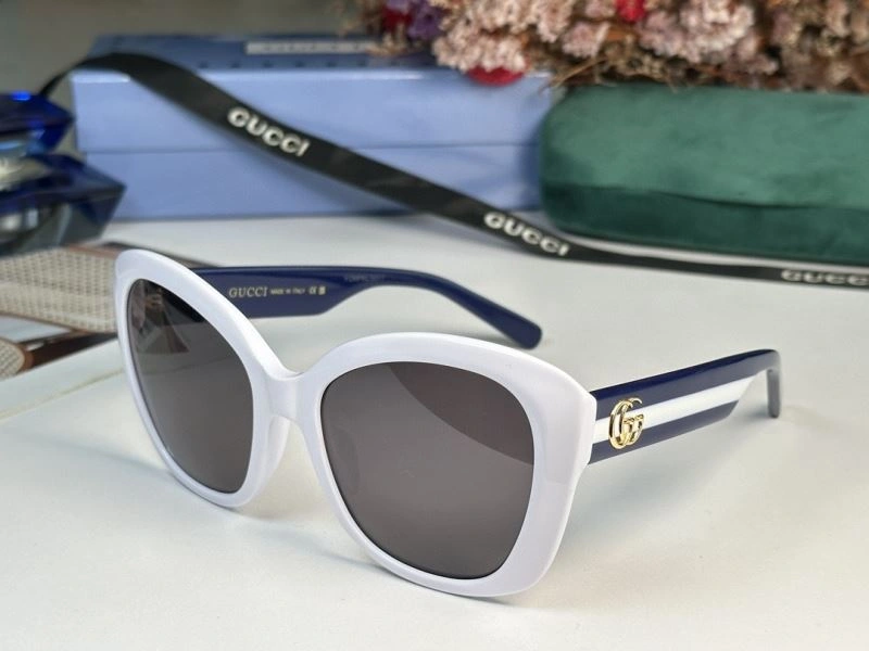 Gucci Sunglasses SunProtective 280136
