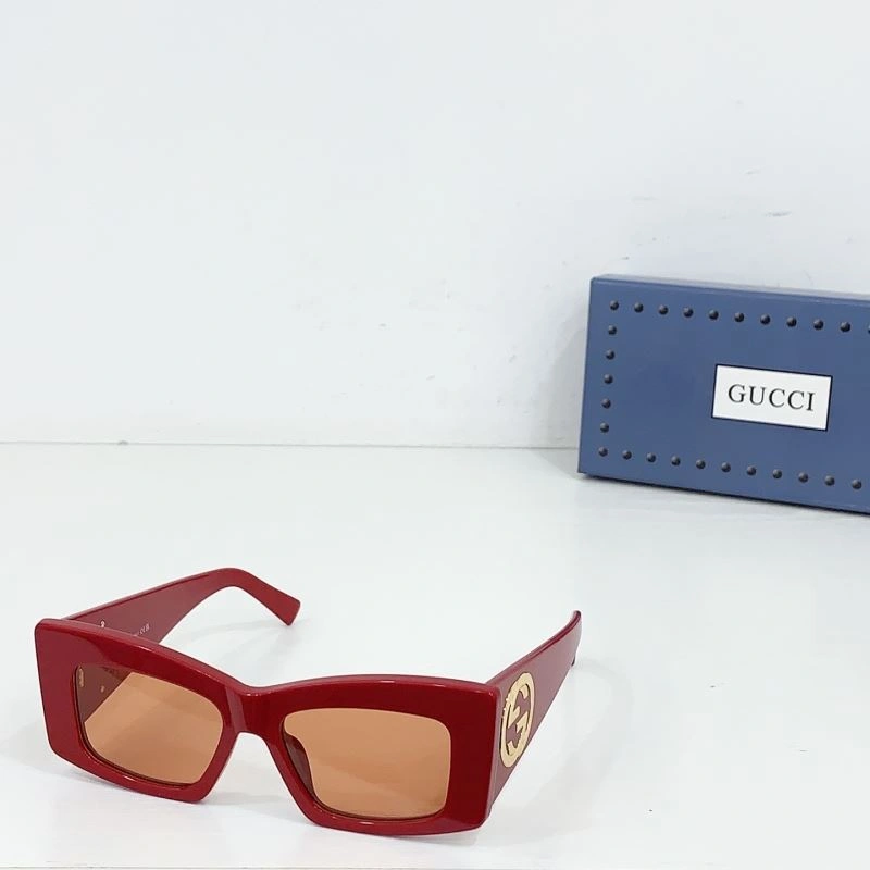 Sleek Gucci Sunglasses 280122